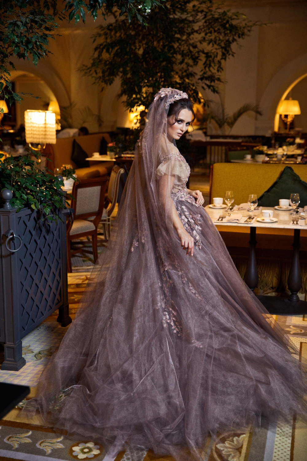 Показ L'avenir на White Sposa Fashion Day