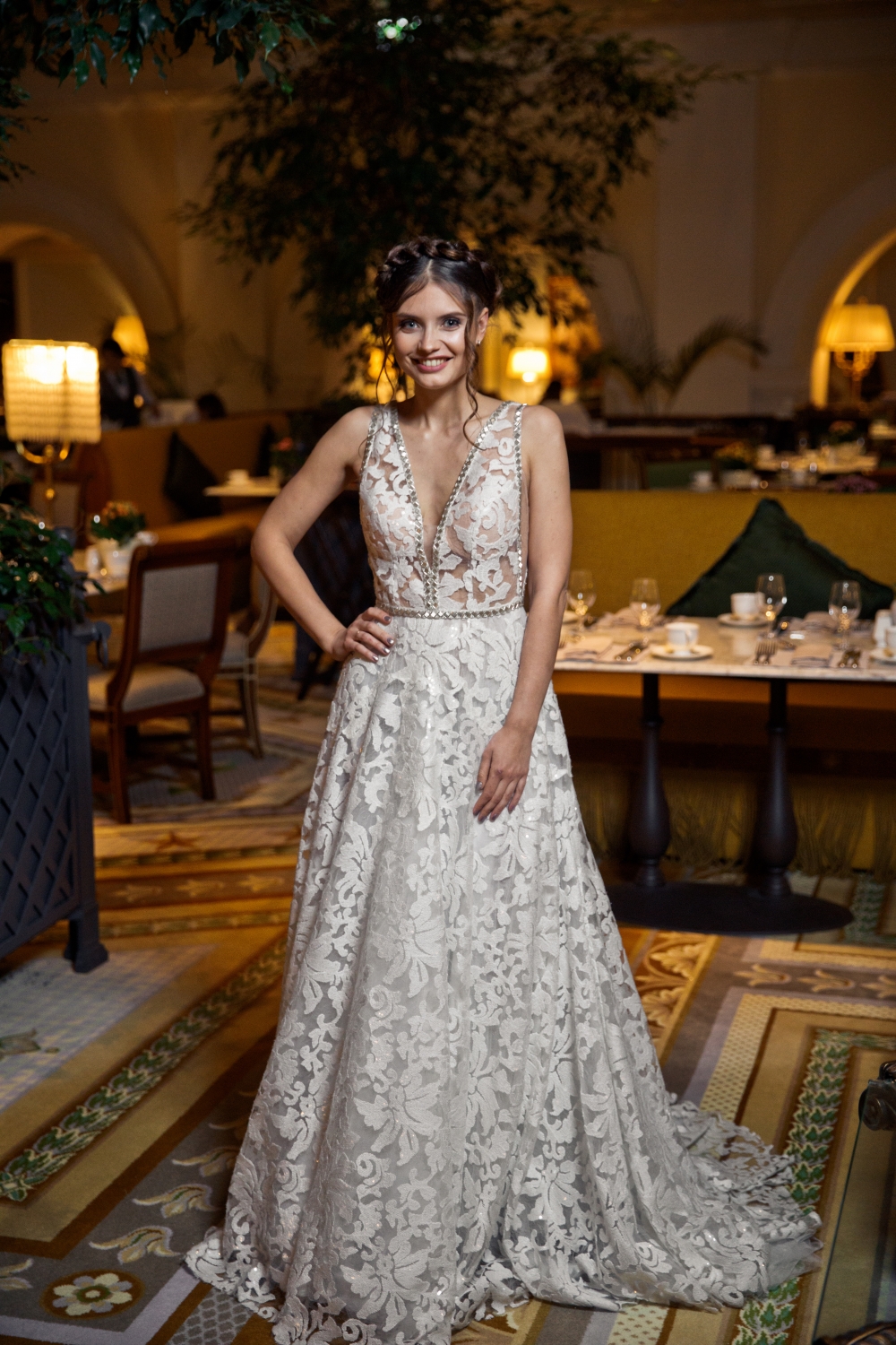 Показ L'avenir на White Sposa Fashion Day