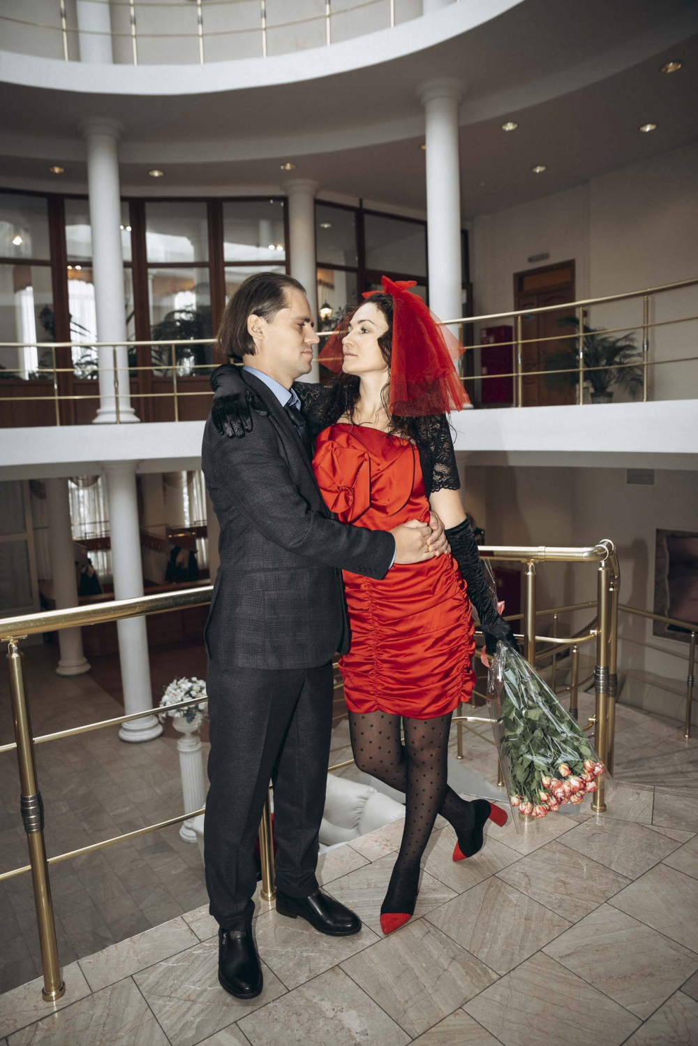 Красная свадьба Розы и Сергея в зимнем Санкт Петербурге.