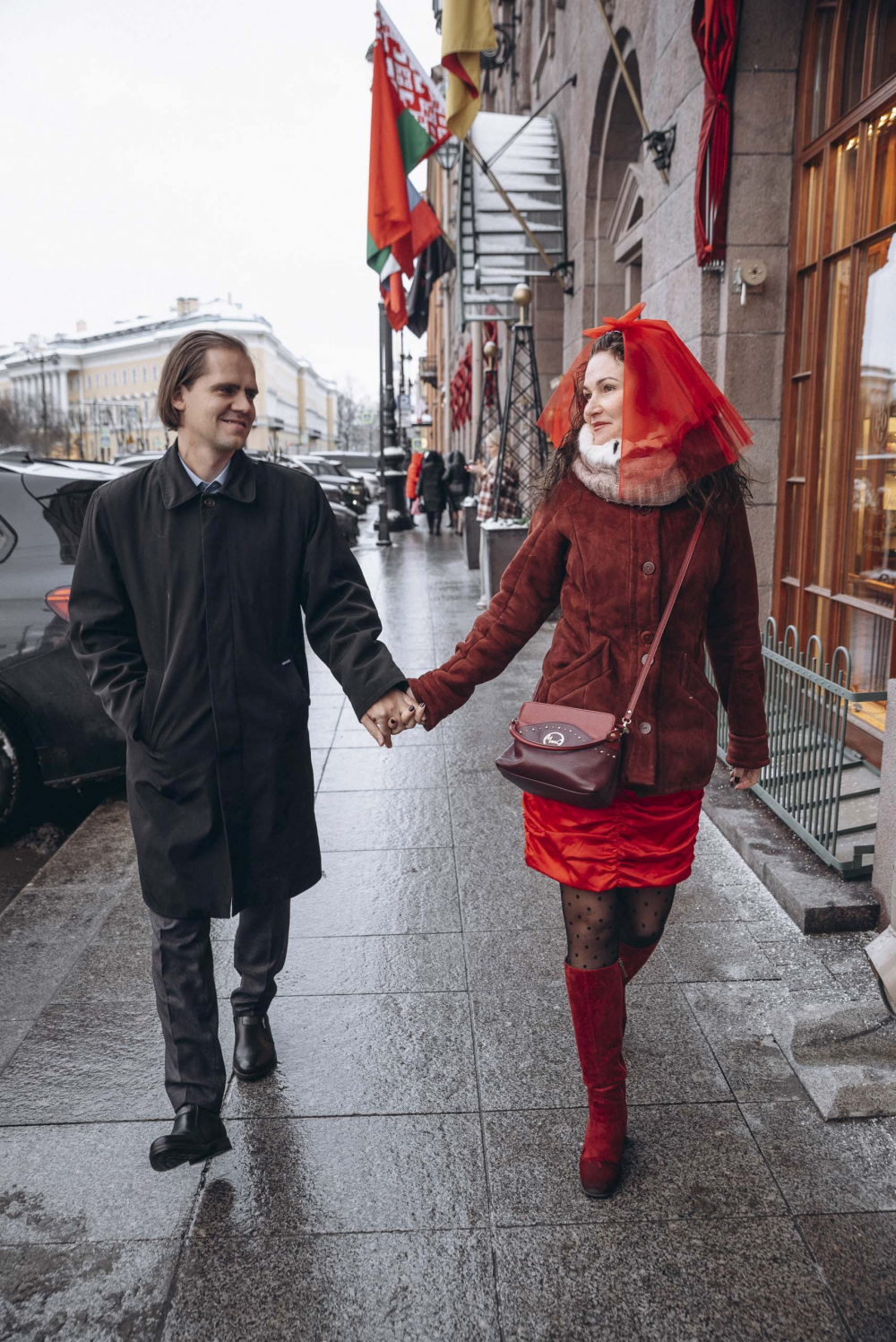 Красная свадьба Розы и Сергея в зимнем Санкт Петербурге.