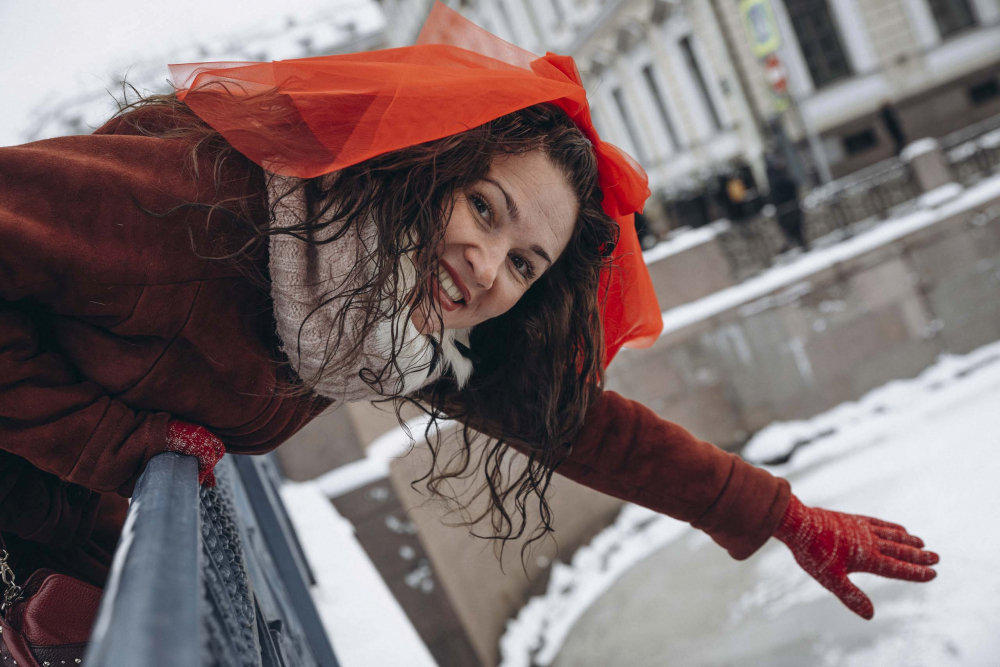 Красная свадьба Розы и Сергея в зимнем Санкт Петербурге.