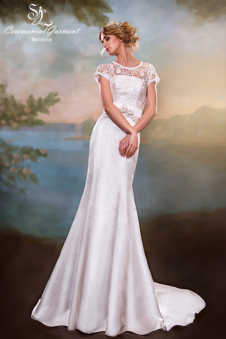 Коллекция "SL Ceremonial Garment Barcelona" 
Дизайнер Svetlana Lyalina