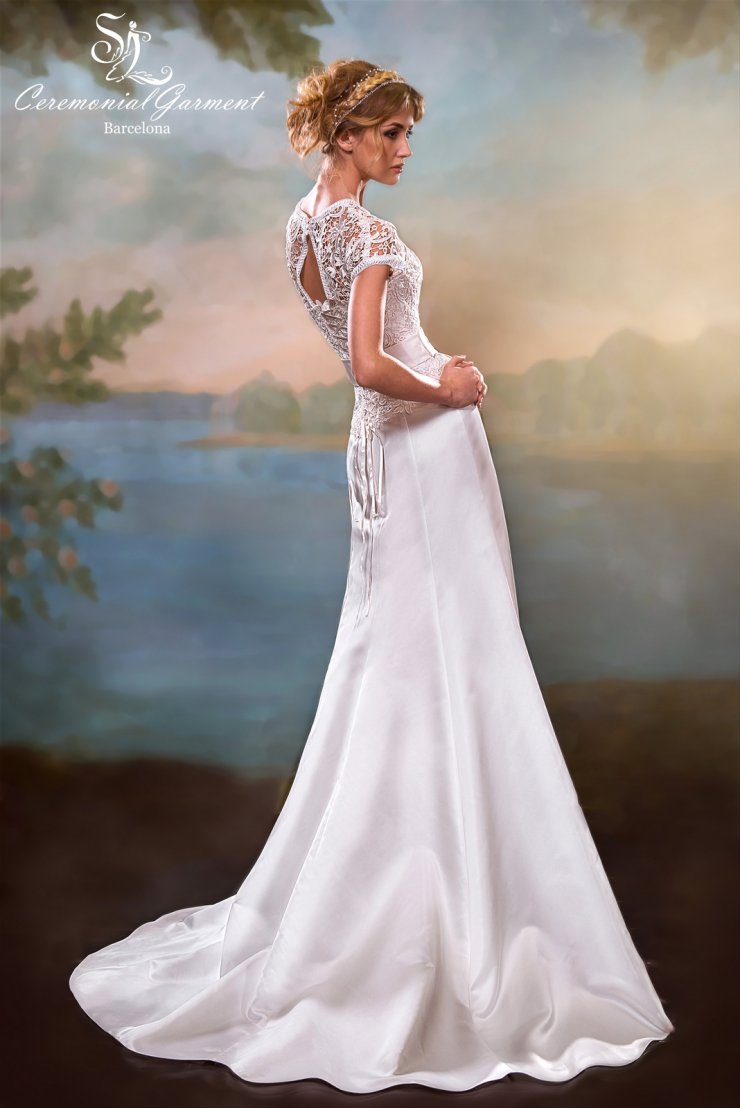 Коллекция "SL Ceremonial Garment Barcelona" 
Дизайнер Svetlana Lyalina