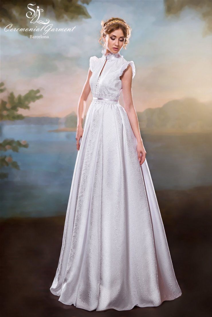Коллекция "SL Ceremonial Garment Barcelona" 
Дизайнер Svetlana Lyalina