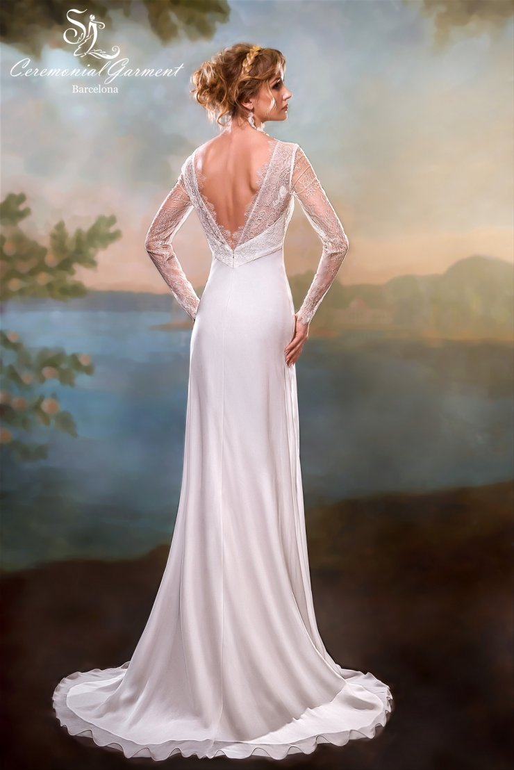 Коллекция "SL Ceremonial Garment Barcelona" 
Дизайнер Svetlana Lyalina