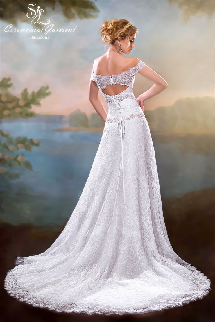 Коллекция "SL Ceremonial Garment Barcelona" 
Дизайнер Svetlana Lyalina