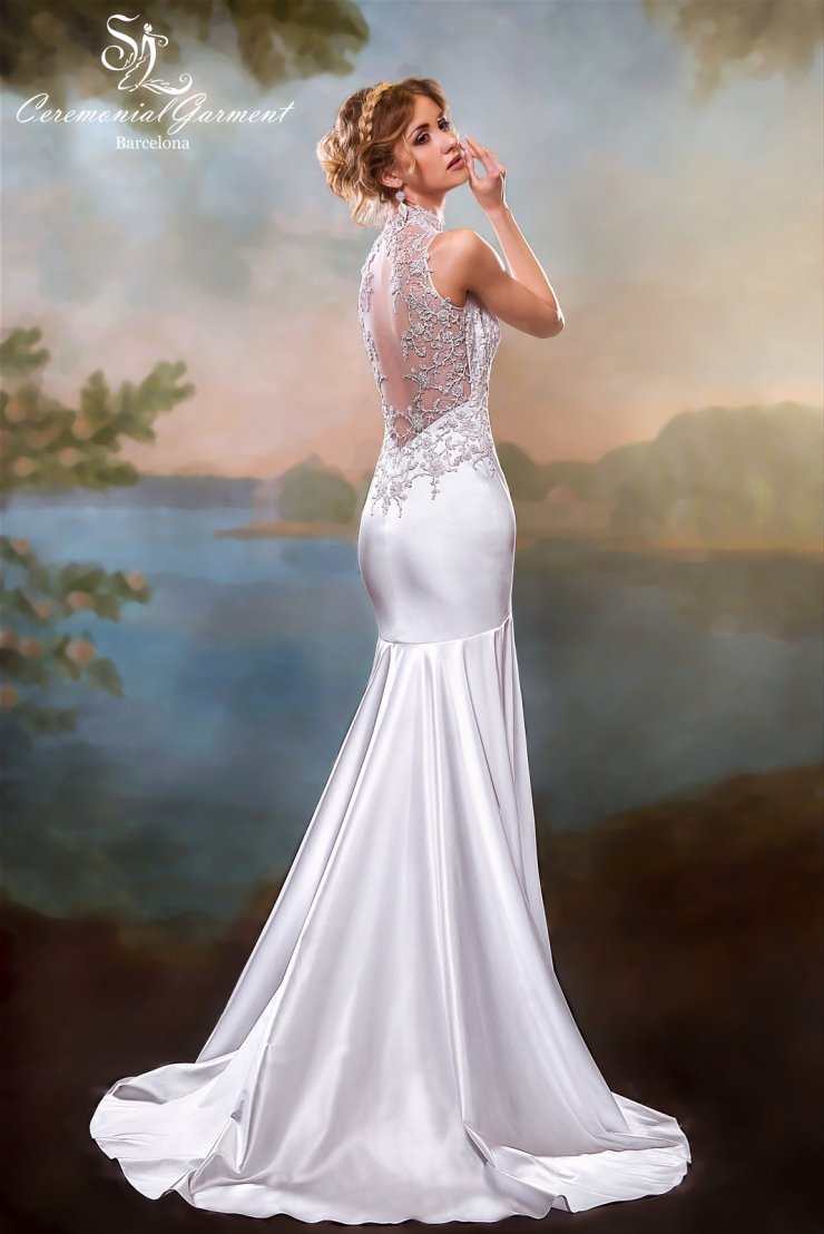 Коллекция "SL Ceremonial Garment Barcelona" 
Дизайнер Svetlana Lyalina