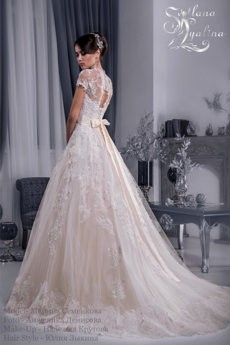 Коллекция "Рассыпающая Звезды..."
Дизайнер Svetlana Lyalina