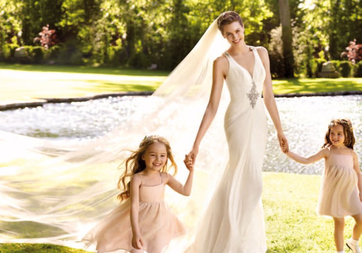 Свадебный бутик  SPOSA MODA 

г. Воронеж. ул.Фридриха  Энгельса  д. 11  

Ежедневно без перерыва с 10 до 19 

Воскресенье с 10 до 16 . 

предварительная запись по тел. +7(473) 239-07-97