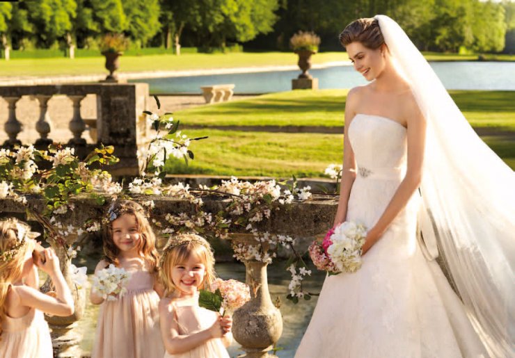 Свадебный бутик  SPOSA MODA 

г. Воронеж. ул.Фридриха  Энгельса  д. 11  

Ежедневно без перерыва с 10 до 19 

Воскресенье с 10 до 16 . 

предварительная запись по тел. +7(473) 239-07-97