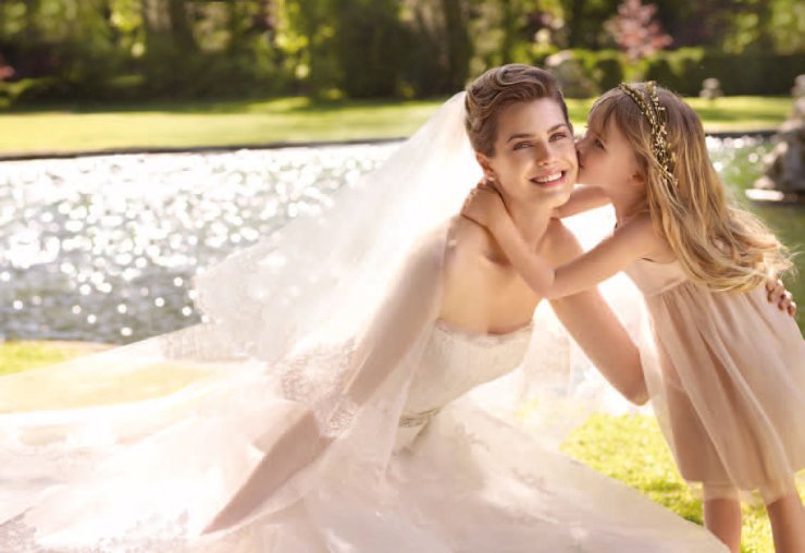 Свадебный бутик  SPOSA MODA 

г. Воронеж. ул.Фридриха  Энгельса  д. 11  

Ежедневно без перерыва с 10 до 19 

Воскресенье с 10 до 16 . 

предварительная запись по тел. +7(473) 239-07-97