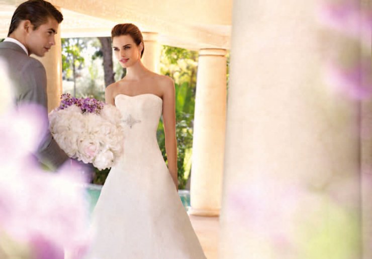 Свадебный бутик  SPOSA MODA 

г. Воронеж. ул.Фридриха  Энгельса  д. 11  

Ежедневно без перерыва с 10 до 19 

Воскресенье с 10 до 16 . 

предварительная запись по тел. +7(473) 239-07-97