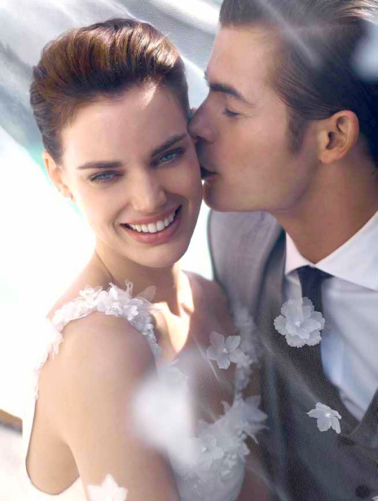Свадебный бутик  SPOSA MODA 

г. Воронеж. ул.Фридриха  Энгельса  д. 11  

Ежедневно без перерыва с 10 до 19 

Воскресенье с 10 до 16 . 

предварительная запись по тел. +7(473) 239-07-97
