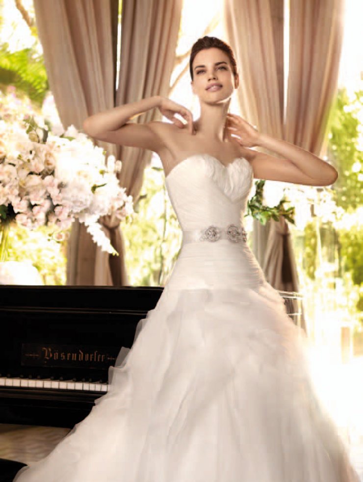 Свадебный бутик  SPOSA MODA 

г. Воронеж. ул.Фридриха  Энгельса  д. 11  

Ежедневно без перерыва с 10 до 19 

Воскресенье с 10 до 16 . 

предварительная запись по тел. +7(473) 239-07-97