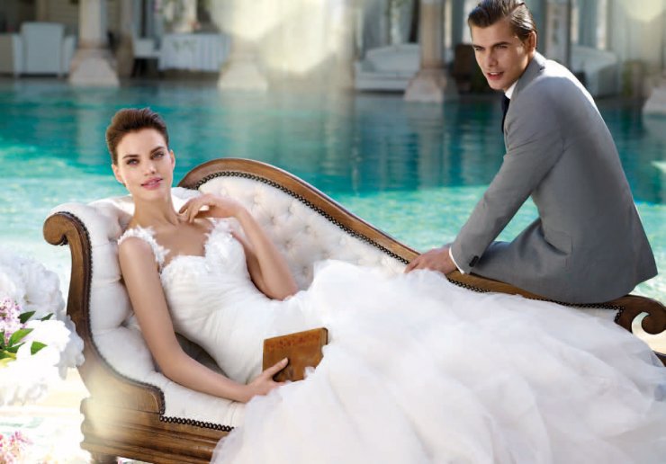 Свадебный бутик  SPOSA MODA 

г. Воронеж. ул.Фридриха  Энгельса  д. 11  

Ежедневно без перерыва с 10 до 19 

Воскресенье с 10 до 16 . 

предварительная запись по тел. +7(473) 239-07-97