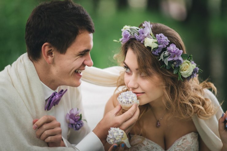 Организатор – Oros Wedding
Фото - Фотогруппа Шоколад
Видео - Илья Дедков
Декор - Bridge decor
Флористика - Цветочная лавка FIORELLINO
Платье - Пион свадебная мастерская
Макияж и прическа - Вероника Харламова
Бабочка - GARCON
Сладости - Rabbit's Kitchen