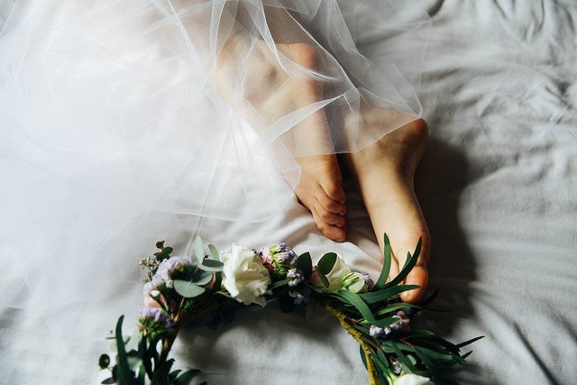 Фотографии https://www.instagram.com/kukla_pa/
Флористика https://www.instagram.com/florist_kate/ 
Свадебный стилист https://www.instagram.com/kseniyaermoshina/