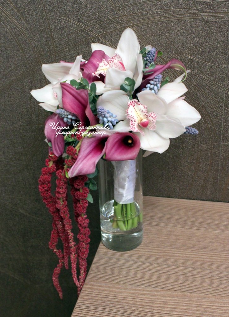 Букет невесты из калл, орхидей,мускари