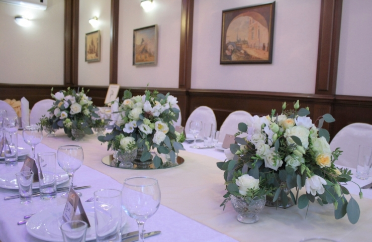 #девичьигрезы #virgykoval #girlish_dreams 
#wedding #forbride #невестам #свадебныеаксессуары #свадьбапитер #гребень #цветывволосах #цветывприческу #букетневесты #букетневестыспб