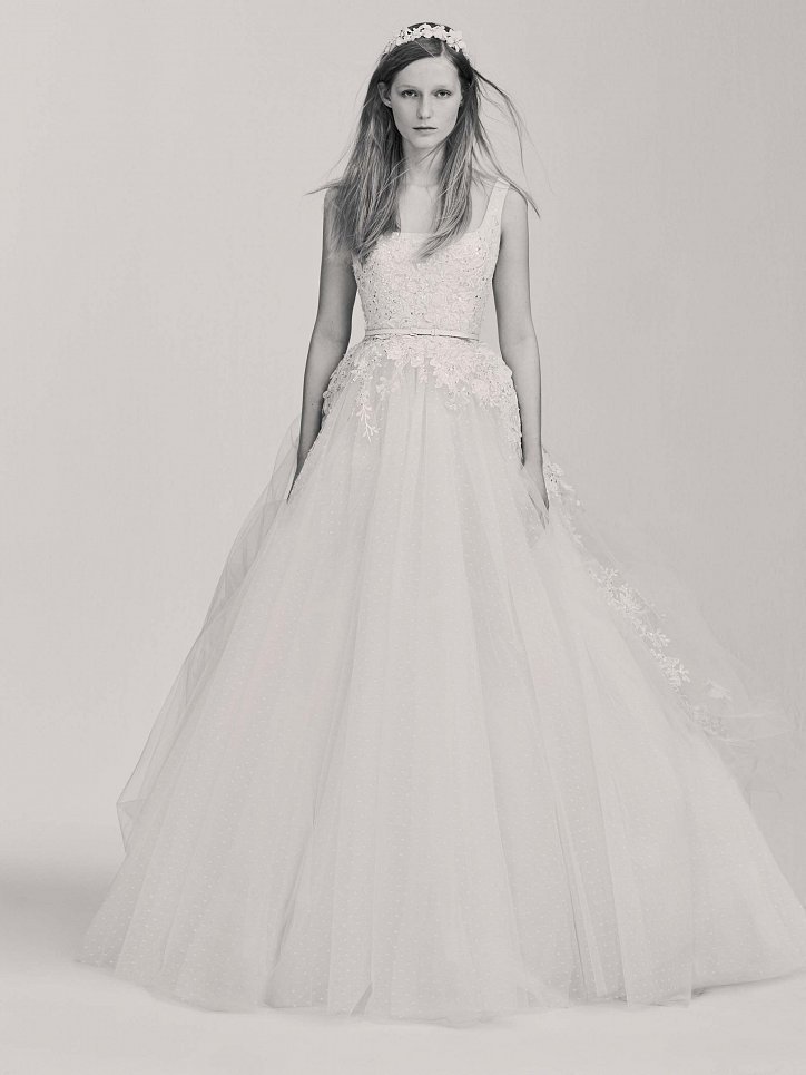 Коллекция свадебных платьев Elie Saab весна 2017