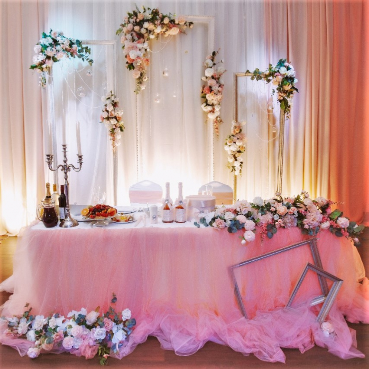 Свадебный декор в конгресс-Отеле Ареал Декор @skazka_wedding_art 
Место @https://www.areal-hotel.ru