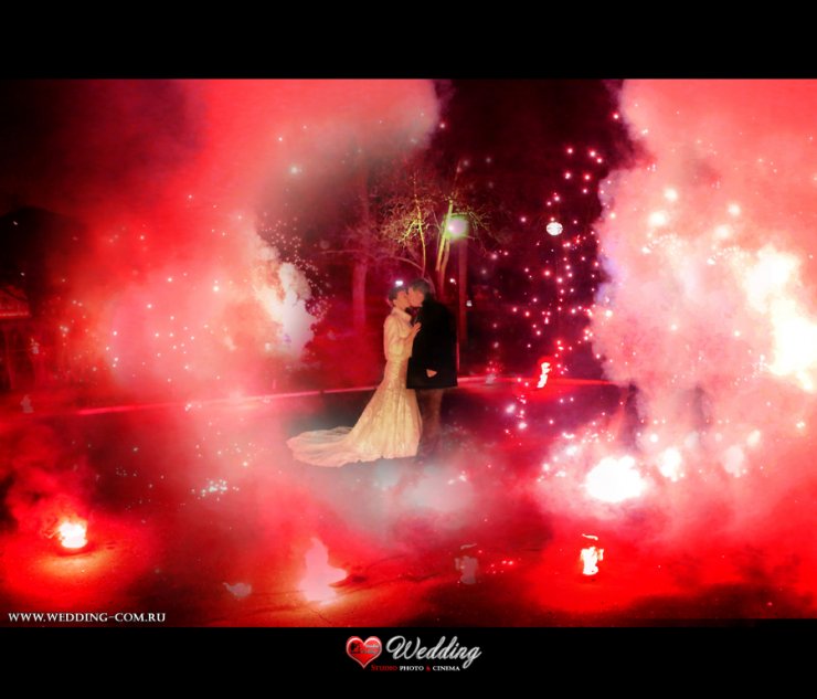 WEDDING STUDIO PHOTO CINEMA ( www.wedding-com.ru) ПРОИЗВОДИМ СВАДЕБНУЮ ПРОФЕССИОНАЛЬНУЮ ФОТОСЪЕМКУ И ВИДЕОСЪЕМКУ В Москве И Московской области... ЖИВЫЕ ЭМОЦИИ-ПРИЯТНЫЕ ВОСПОМИНАНИЯ!!!