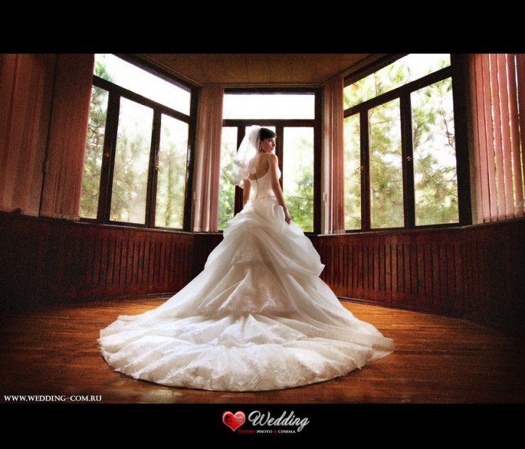 WEDDING STUDIO PHOTO CINEMA ( www.wedding-com.ru) ПРОИЗВОДИМ СВАДЕБНУЮ ПРОФЕССИОНАЛЬНУЮ ФОТОСЪЕМКУ И ВИДЕОСЪЕМКУ В Москве И Московской области... ЖИВЫЕ ЭМОЦИИ-ПРИЯТНЫЕ ВОСПОМИНАНИЯ!!!
