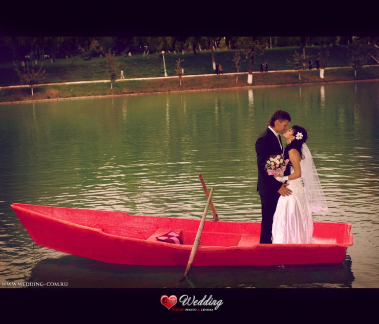 WEDDING STUDIO PHOTO CINEMA ( www.wedding-com.ru) ПРОИЗВОДИМ СВАДЕБНУЮ ПРОФЕССИОНАЛЬНУЮ ФОТОСЪЕМКУ И ВИДЕОСЪЕМКУ В Москве И Московской области... ЖИВЫЕ ЭМОЦИИ-ПРИЯТНЫЕ ВОСПОМИНАНИЯ!!!
