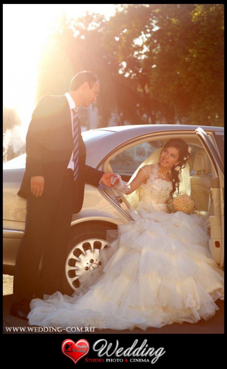 WEDDING STUDIO PHOTO CINEMA ( www.wedding-com.ru) ПРОИЗВОДИМ СВАДЕБНУЮ ПРОФЕССИОНАЛЬНУЮ ФОТОСЪЕМКУ И ВИДЕОСЪЕМКУ В Москве И Московской области... ЖИВЫЕ ЭМОЦИИ-ПРИЯТНЫЕ ВОСПОМИНАНИЯ!!!