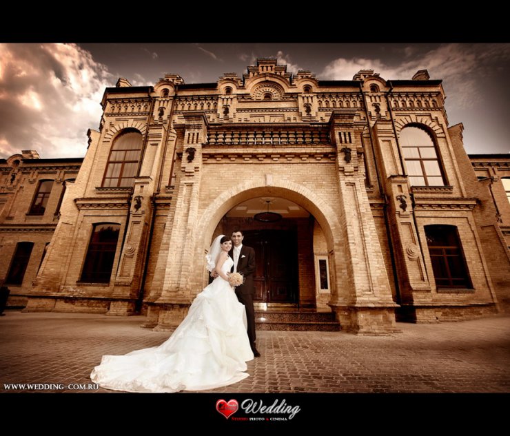 WEDDING STUDIO PHOTO CINEMA ( www.wedding-com.ru) ПРОИЗВОДИМ СВАДЕБНУЮ ПРОФЕССИОНАЛЬНУЮ ФОТОСЪЕМКУ И ВИДЕОСЪЕМКУ В Москве И Московской области... ЖИВЫЕ ЭМОЦИИ-ПРИЯТНЫЕ ВОСПОМИНАНИЯ!!!
