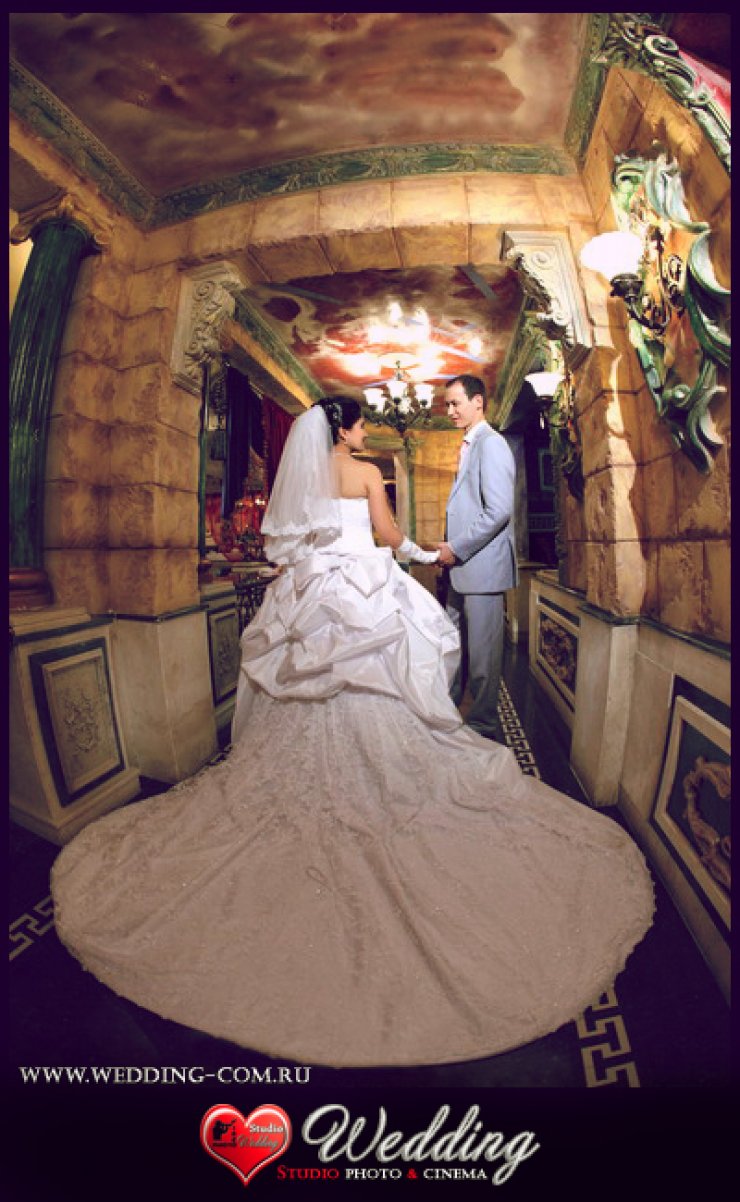 WEDDING STUDIO PHOTO CINEMA ( www.wedding-com.ru) ПРОИЗВОДИМ СВАДЕБНУЮ ПРОФЕССИОНАЛЬНУЮ ФОТОСЪЕМКУ И ВИДЕОСЪЕМКУ В Москве И Московской области... ЖИВЫЕ ЭМОЦИИ-ПРИЯТНЫЕ ВОСПОМИНАНИЯ!!!