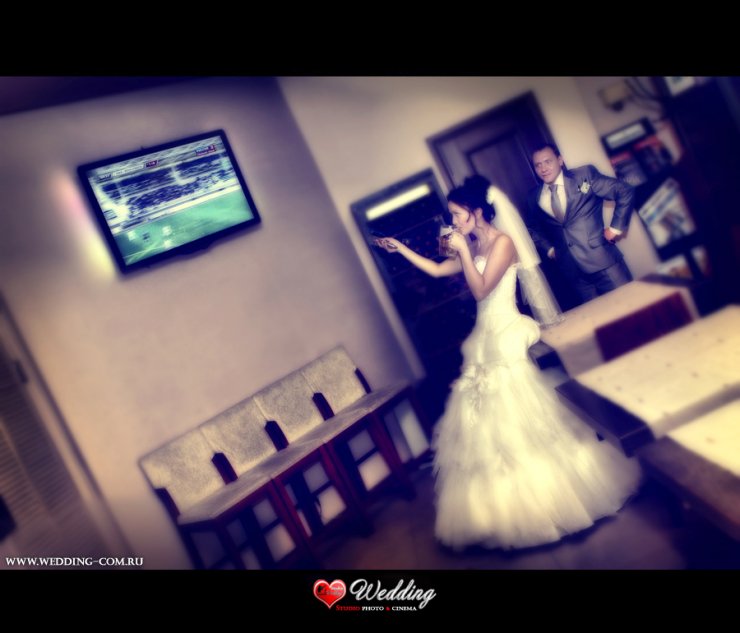 WEDDING STUDIO PHOTO CINEMA ( www.wedding-com.ru) ПРОИЗВОДИМ СВАДЕБНУЮ ПРОФЕССИОНАЛЬНУЮ ФОТОСЪЕМКУ И ВИДЕОСЪЕМКУ В Москве И Московской области... ЖИВЫЕ ЭМОЦИИ-ПРИЯТНЫЕ ВОСПОМИНАНИЯ!!!