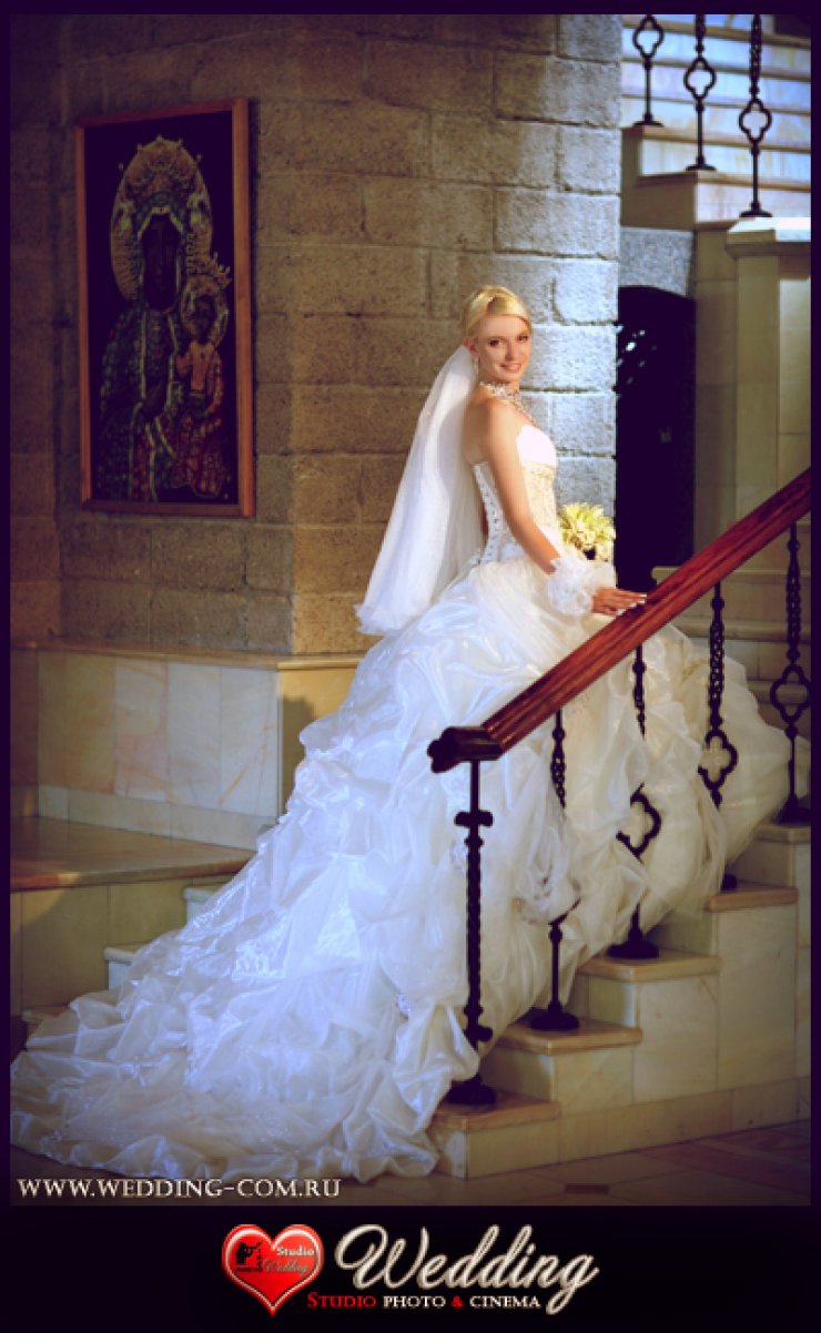 WEDDING STUDIO PHOTO CINEMA ( www.wedding-com.ru) ПРОИЗВОДИМ СВАДЕБНУЮ ПРОФЕССИОНАЛЬНУЮ ФОТОСЪЕМКУ И ВИДЕОСЪЕМКУ В Москве И Московской области... ЖИВЫЕ ЭМОЦИИ-ПРИЯТНЫЕ ВОСПОМИНАНИЯ!!!