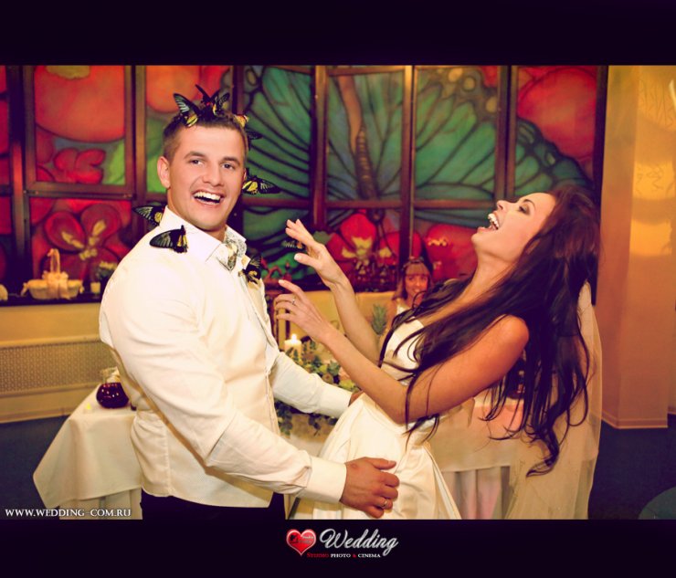 WEDDING STUDIO PHOTO CINEMA ( www.wedding-com.ru) ПРОИЗВОДИМ СВАДЕБНУЮ ПРОФЕССИОНАЛЬНУЮ ФОТОСЪЕМКУ И ВИДЕОСЪЕМКУ В Москве И Московской области... ЖИВЫЕ ЭМОЦИИ-ПРИЯТНЫЕ ВОСПОМИНАНИЯ!!!