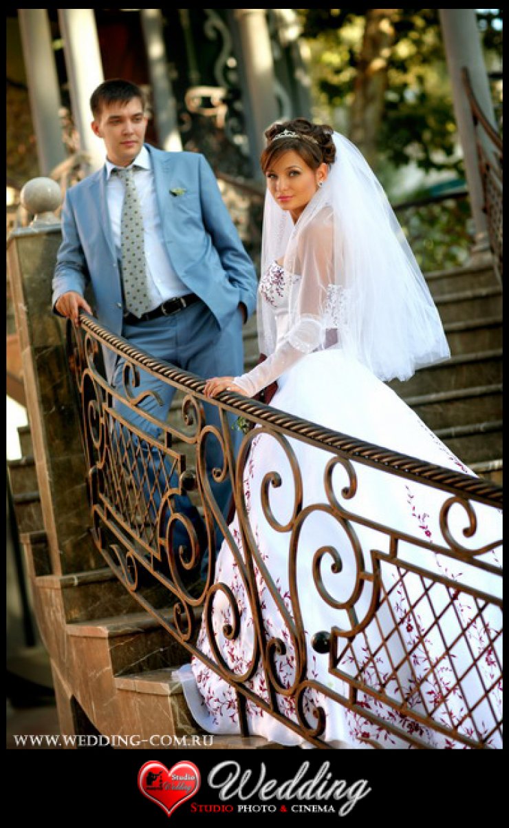 WEDDING STUDIO PHOTO CINEMA ( www.wedding-com.ru) ПРОИЗВОДИМ СВАДЕБНУЮ ПРОФЕССИОНАЛЬНУЮ ФОТОСЪЕМКУ И ВИДЕОСЪЕМКУ В Москве И Московской области... ЖИВЫЕ ЭМОЦИИ-ПРИЯТНЫЕ ВОСПОМИНАНИЯ!!!