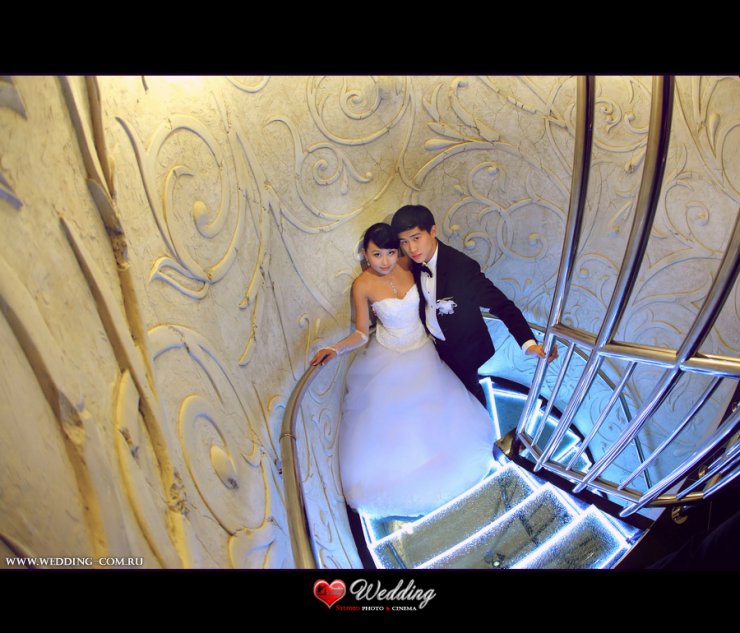 WEDDING STUDIO PHOTO CINEMA ( www.wedding-com.ru) ПРОИЗВОДИМ СВАДЕБНУЮ ПРОФЕССИОНАЛЬНУЮ ФОТОСЪЕМКУ И ВИДЕОСЪЕМКУ В Москве И Московской области... ЖИВЫЕ ЭМОЦИИ-ПРИЯТНЫЕ ВОСПОМИНАНИЯ!!!