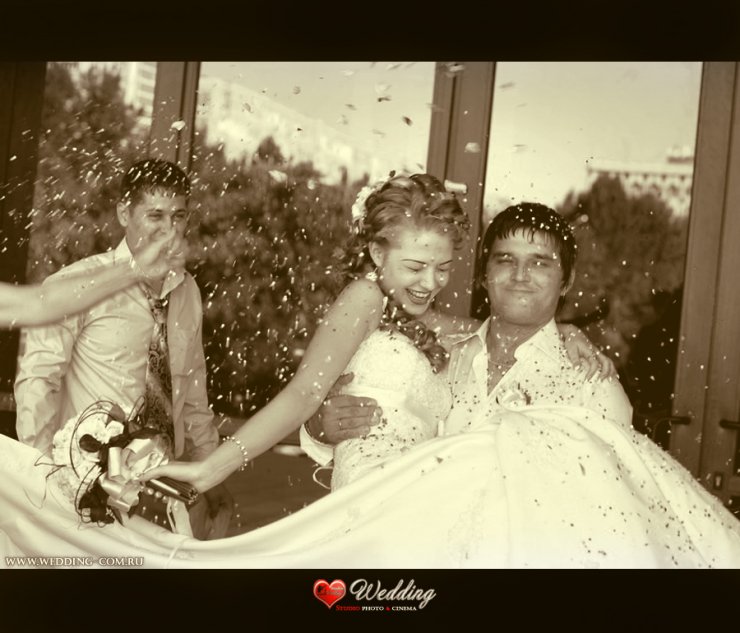 WEDDING STUDIO PHOTO CINEMA ( www.wedding-com.ru) ПРОИЗВОДИМ СВАДЕБНУЮ ПРОФЕССИОНАЛЬНУЮ ФОТОСЪЕМКУ И ВИДЕОСЪЕМКУ В Москве И Московской области... ЖИВЫЕ ЭМОЦИИ-ПРИЯТНЫЕ ВОСПОМИНАНИЯ!!!