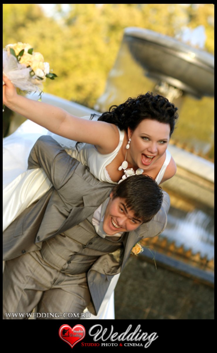 WEDDING STUDIO PHOTO CINEMA ( www.wedding-com.ru) ПРОИЗВОДИМ СВАДЕБНУЮ ПРОФЕССИОНАЛЬНУЮ ФОТОСЪЕМКУ И ВИДЕОСЪЕМКУ В Москве И Московской области... ЖИВЫЕ ЭМОЦИИ-ПРИЯТНЫЕ ВОСПОМИНАНИЯ!!!