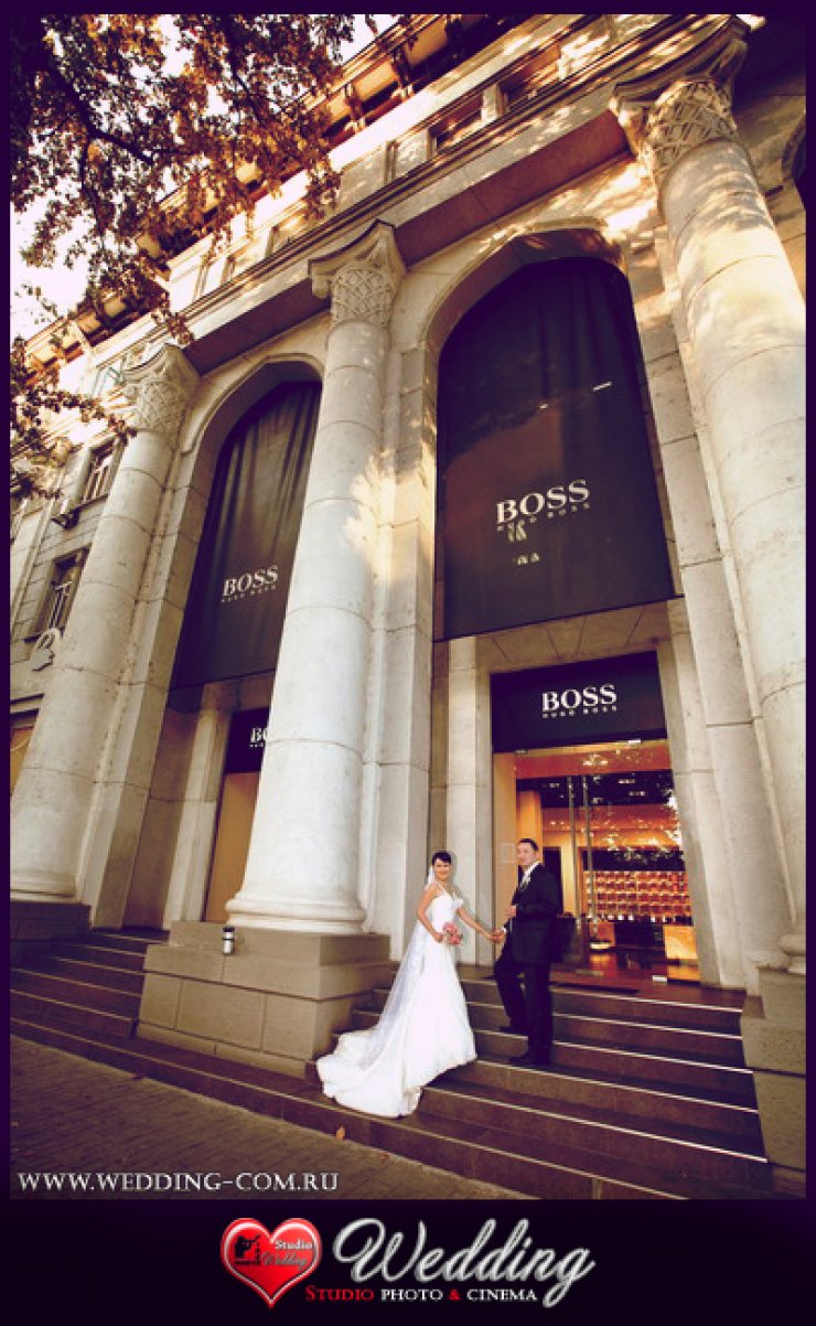 WEDDING STUDIO PHOTO CINEMA ( www.wedding-com.ru) ПРОИЗВОДИМ СВАДЕБНУЮ ПРОФЕССИОНАЛЬНУЮ ФОТОСЪЕМКУ И ВИДЕОСЪЕМКУ В Москве И Московской области... ЖИВЫЕ ЭМОЦИИ-ПРИЯТНЫЕ ВОСПОМИНАНИЯ!!!
