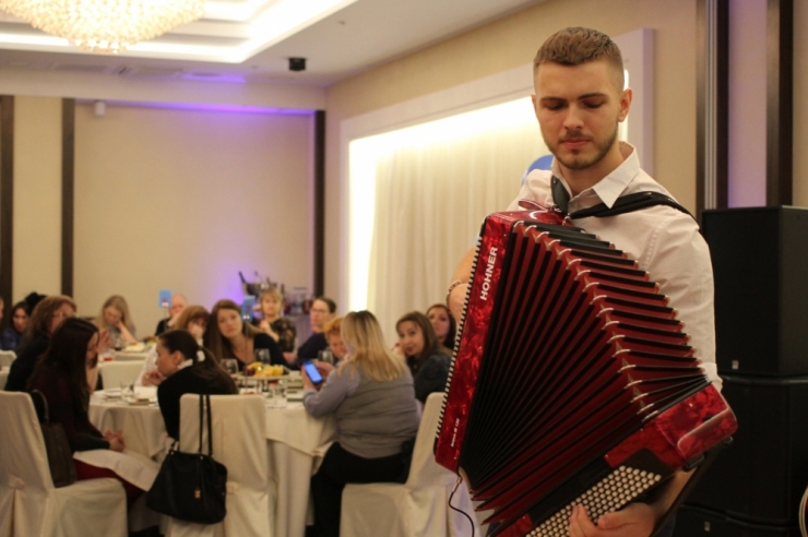 http://vasilyurchenko.ru