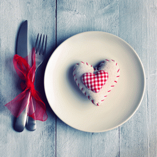 Что выбрать: скромную свадьбу для двоих или шикарный банкет