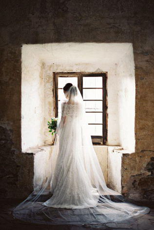 Спинка свадебного платья