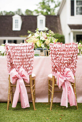 Стулья с бантиками