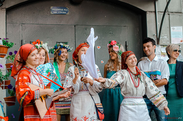 небесно-голубая свадьба Константина и Марии