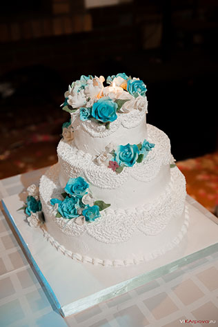 небесно-голубая свадьба Константина и Марии