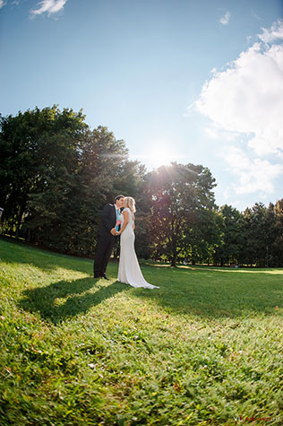 небесно-голубая свадьба Константина и Марии