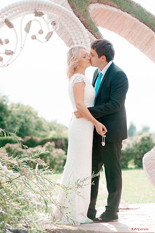 небесно-голубая свадьба Константина и Марии