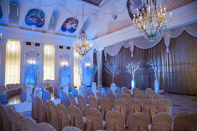 Анастасия и Михаил: ноябрьская сказка, декор места торжественной регистрации