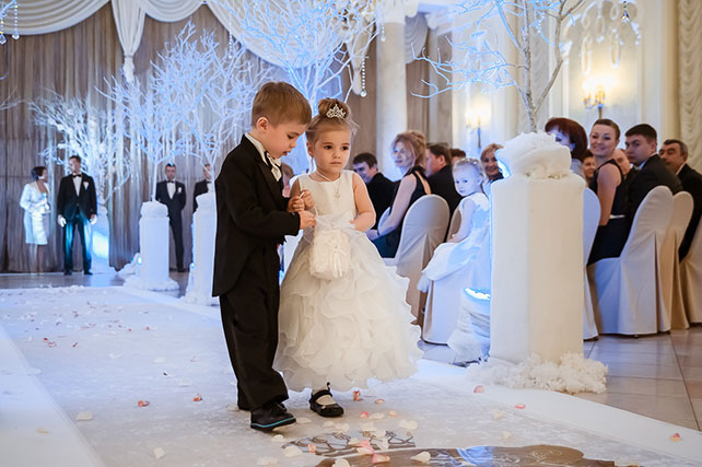 Анастасия и Михаил: ноябрьская сказка, дети на свадьбе