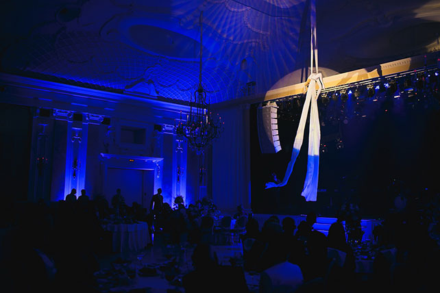 Анастасия и Михаил: ноябрьская сказка, свадебное шоу, эквилибристика